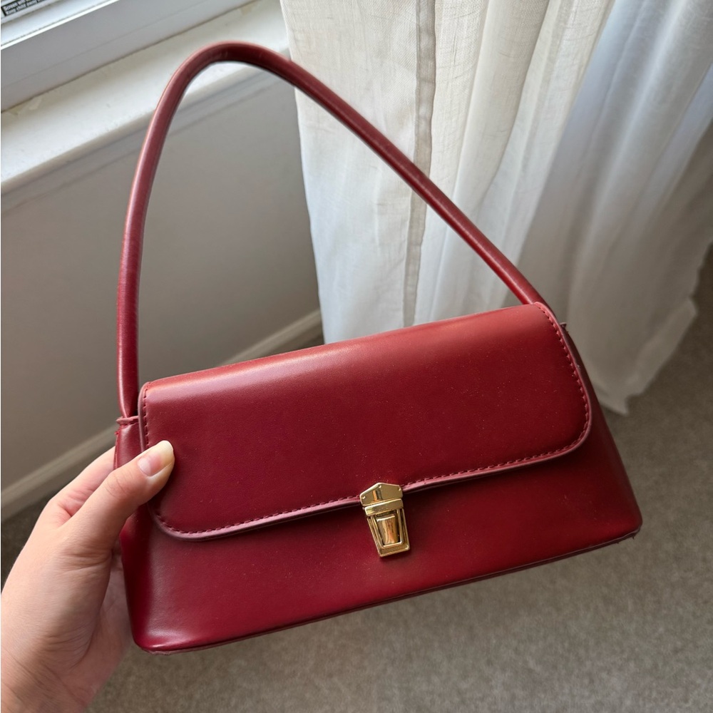 Elegant Red Leather Handbag
